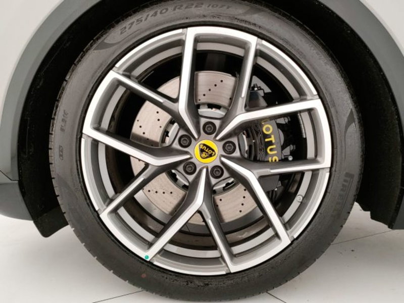 Lotus Eletre nuova a Modena (20)