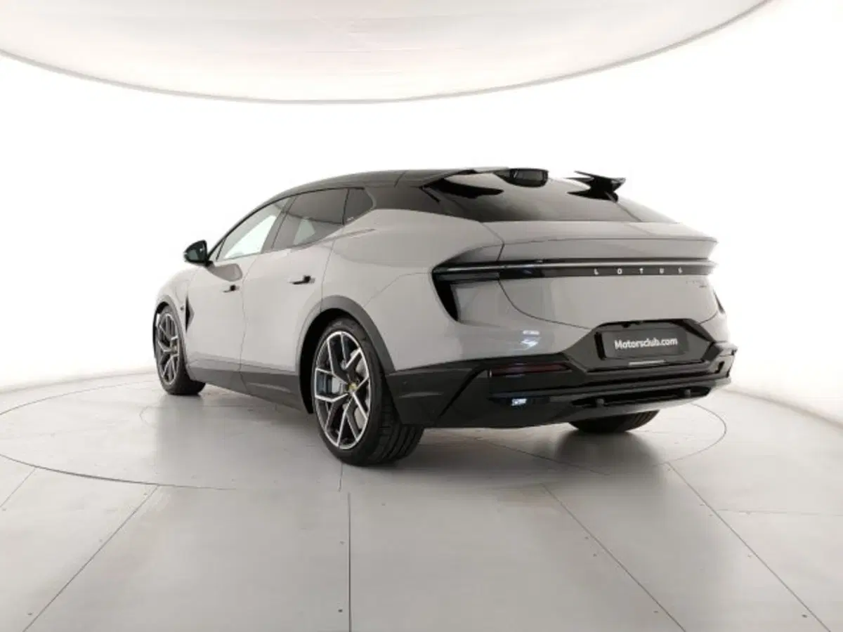 Lotus Eletre nuova a Modena (3)