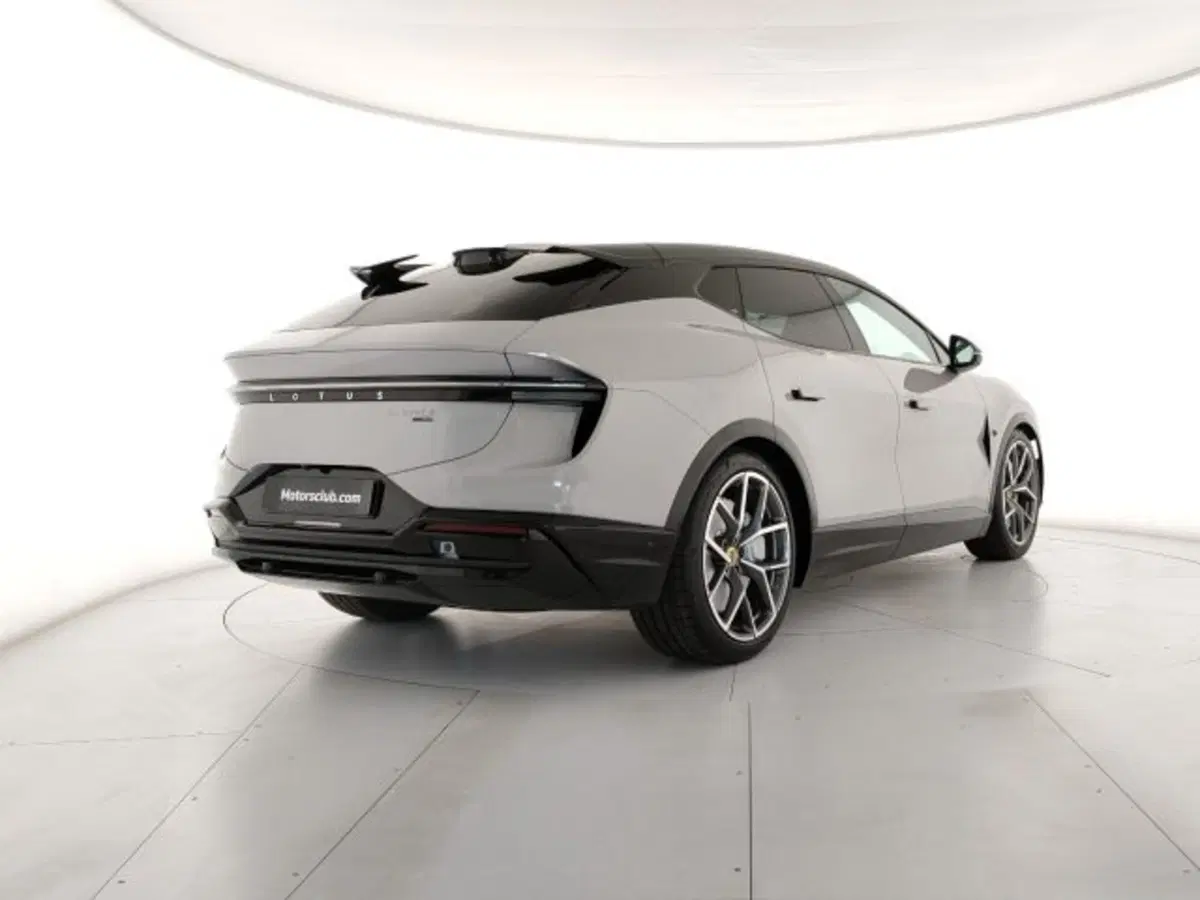 Lotus Eletre nuova a Modena (5)