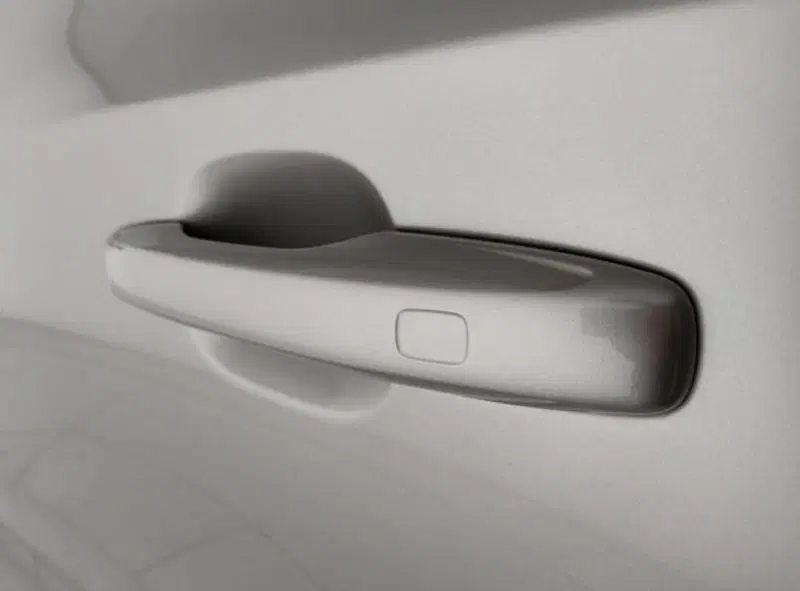 Volvo XC60 nuova a Modena (10)