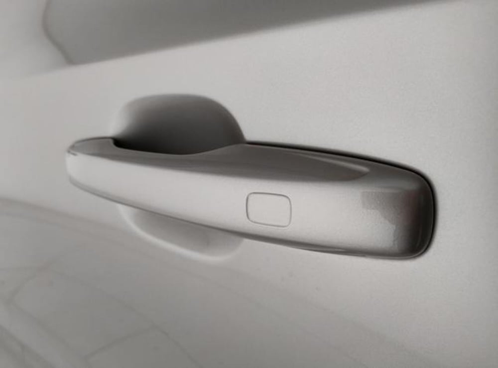Volvo XC60 nuova a Modena (10)