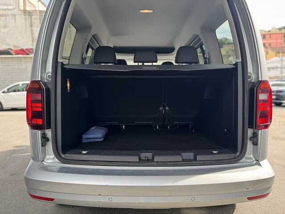 Volkswagen Caddy usata a Genova (12)