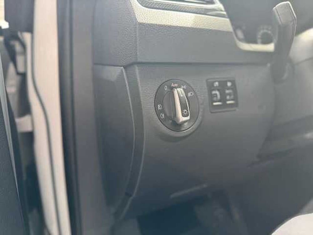 Volkswagen Caddy usata a Genova (7)