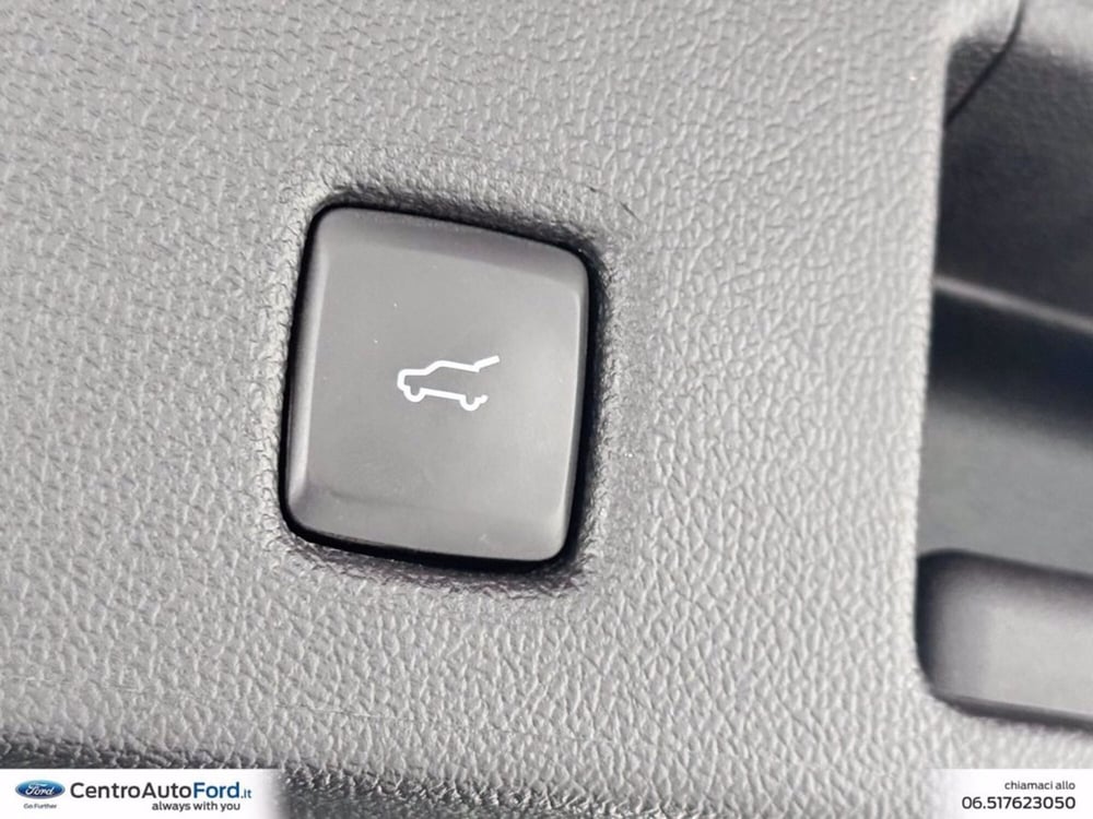 Ford Kuga usata a Roma (12)
