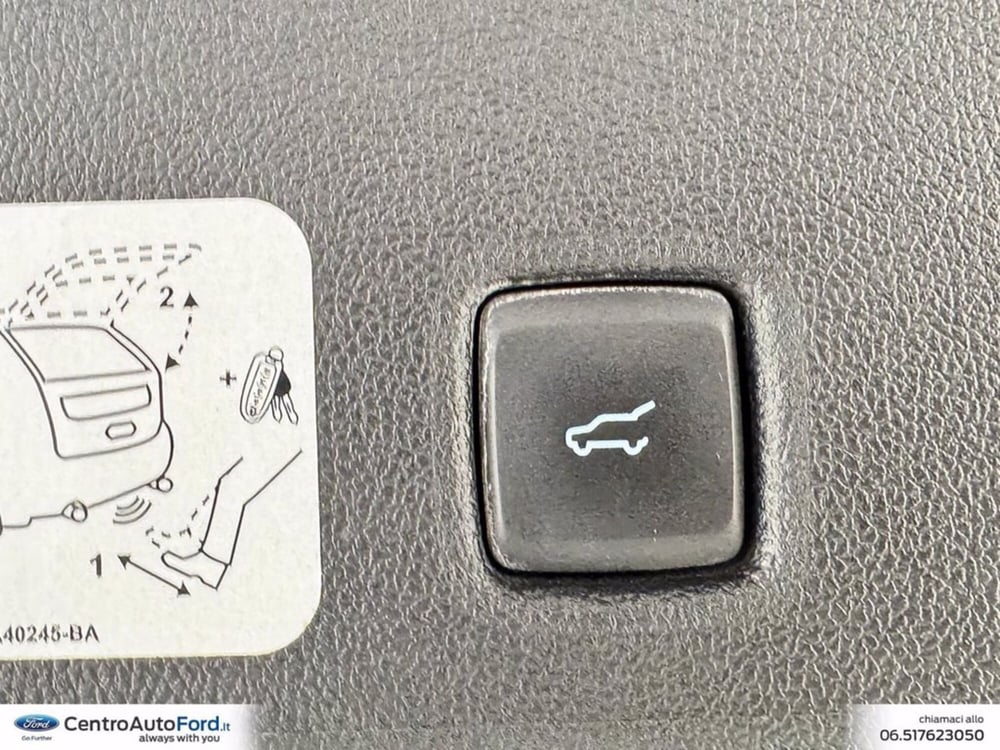 Ford Kuga usata a Roma (13)