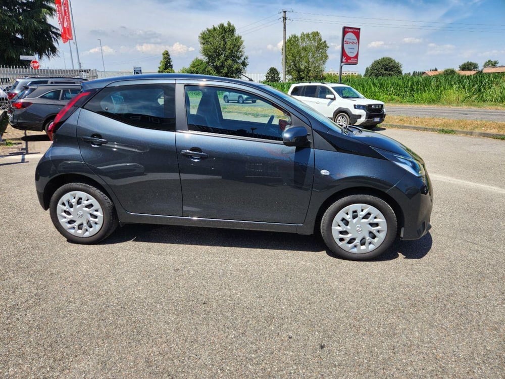 Toyota Aygo usata a Milano (5)