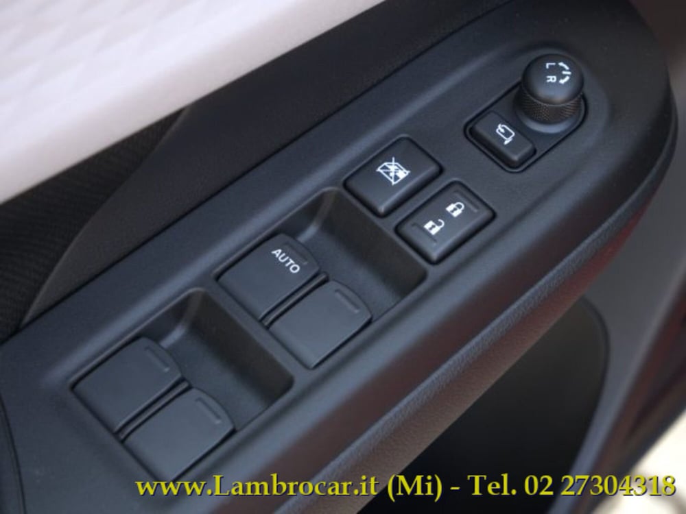 Suzuki Swift nuova a Milano (16)