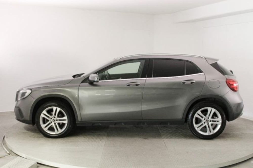 Mercedes-Benz GLA SUV usata a Novara (3)
