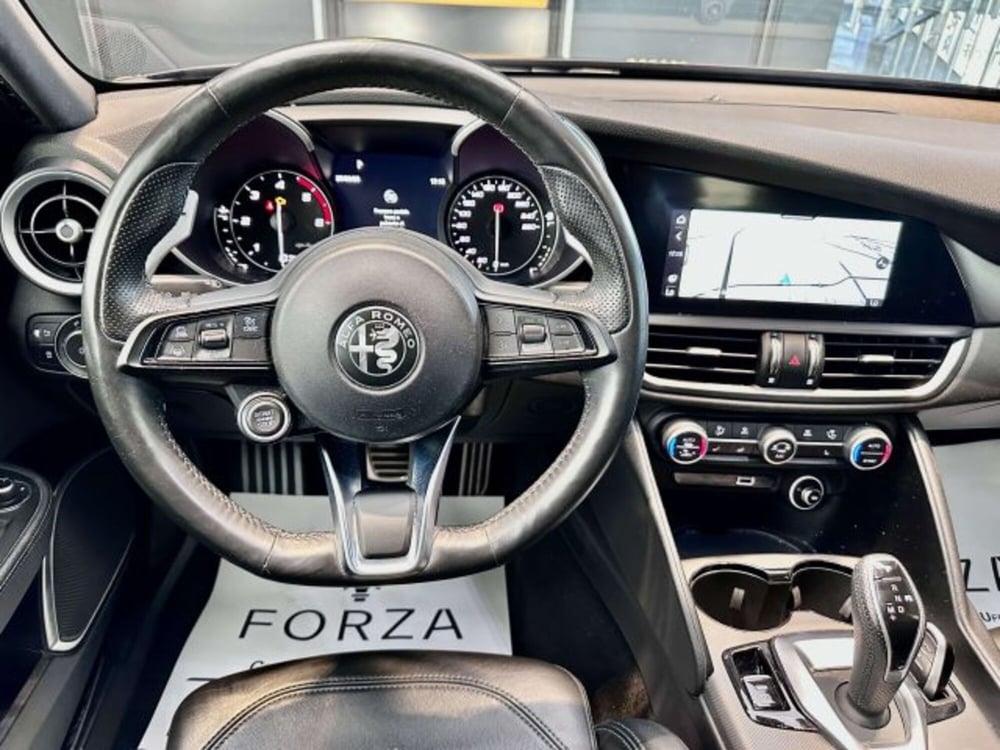 Alfa Romeo Giulia usata a Torino (14)