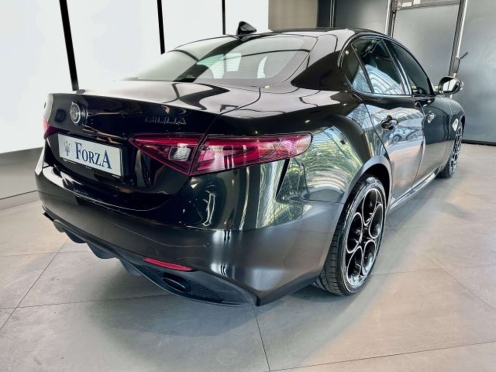 Alfa Romeo Giulia usata a Torino (6)