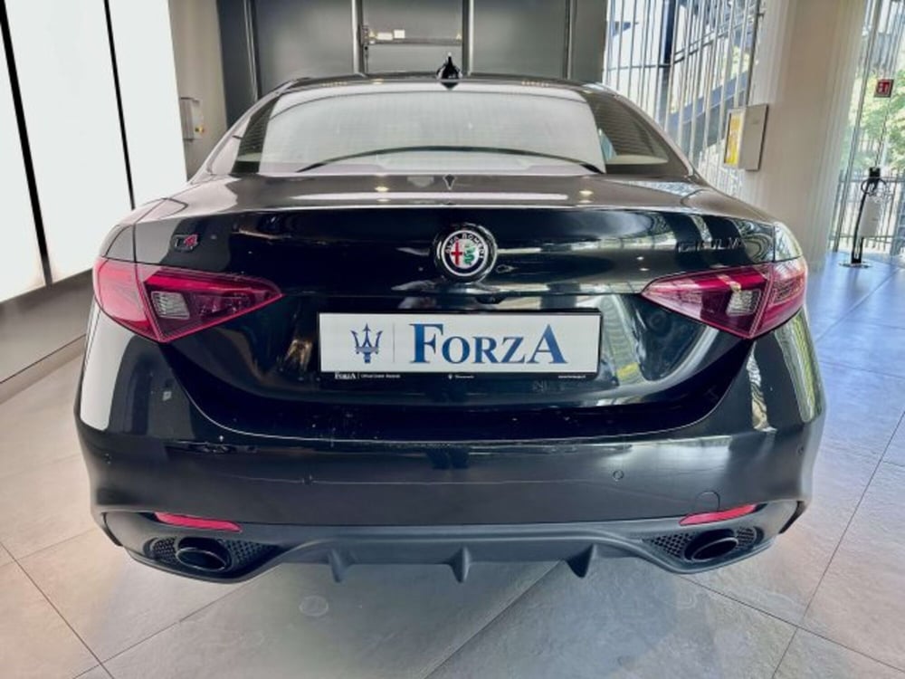 Alfa Romeo Giulia usata a Torino (7)