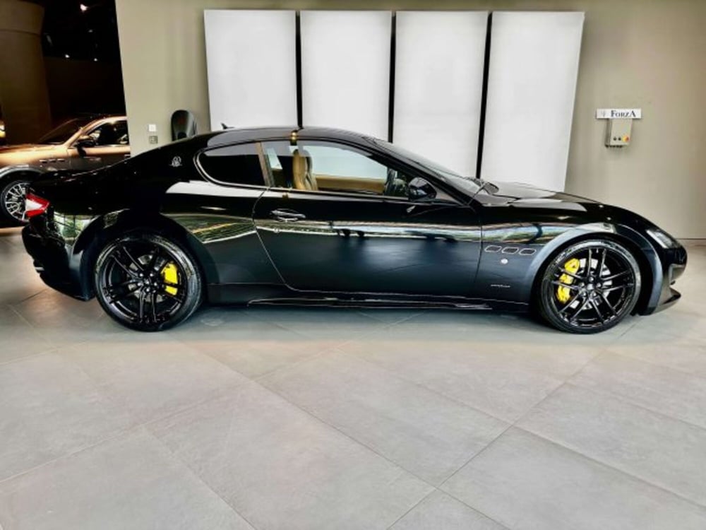 Maserati Granturismo usata a Torino (4)