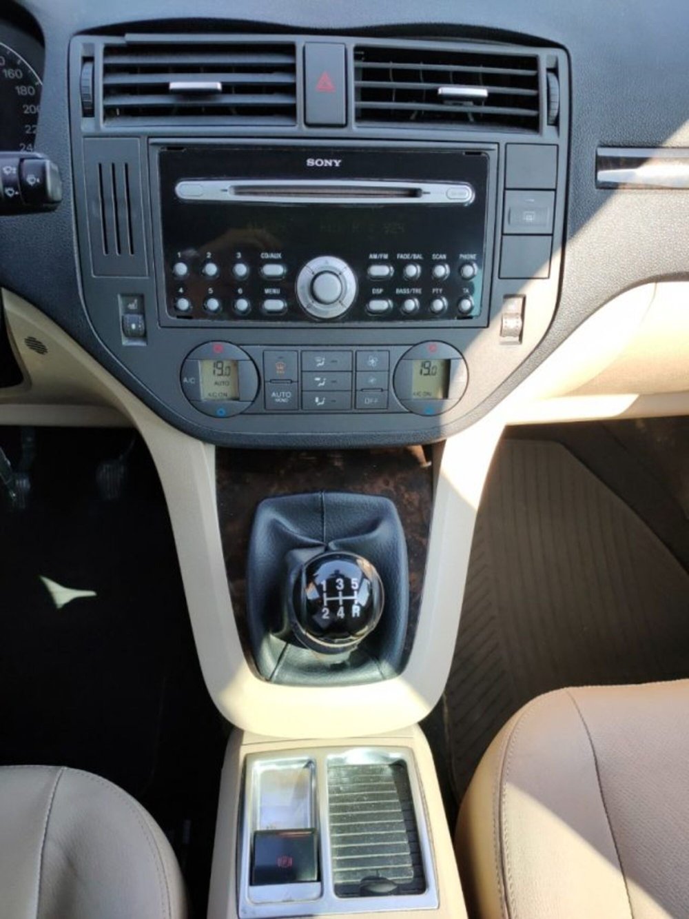 Ford C-Max usata a Firenze (7)