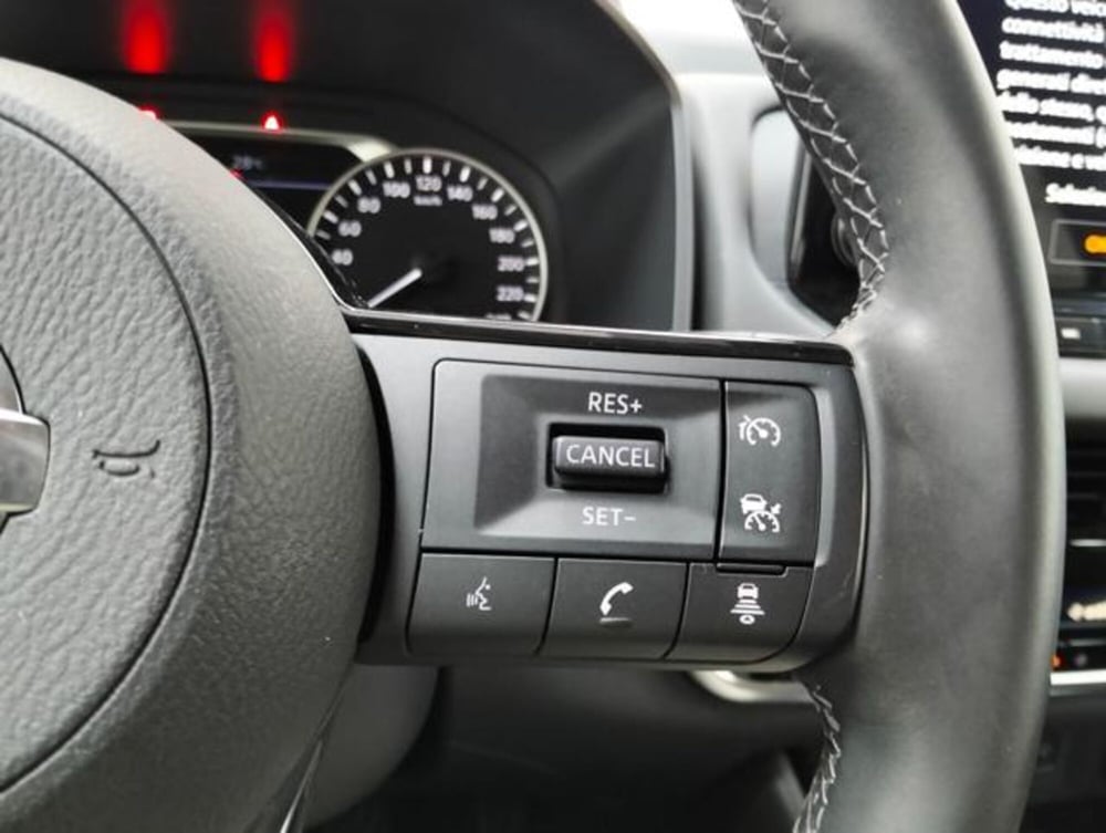 Nissan Qashqai usata a Como (12)