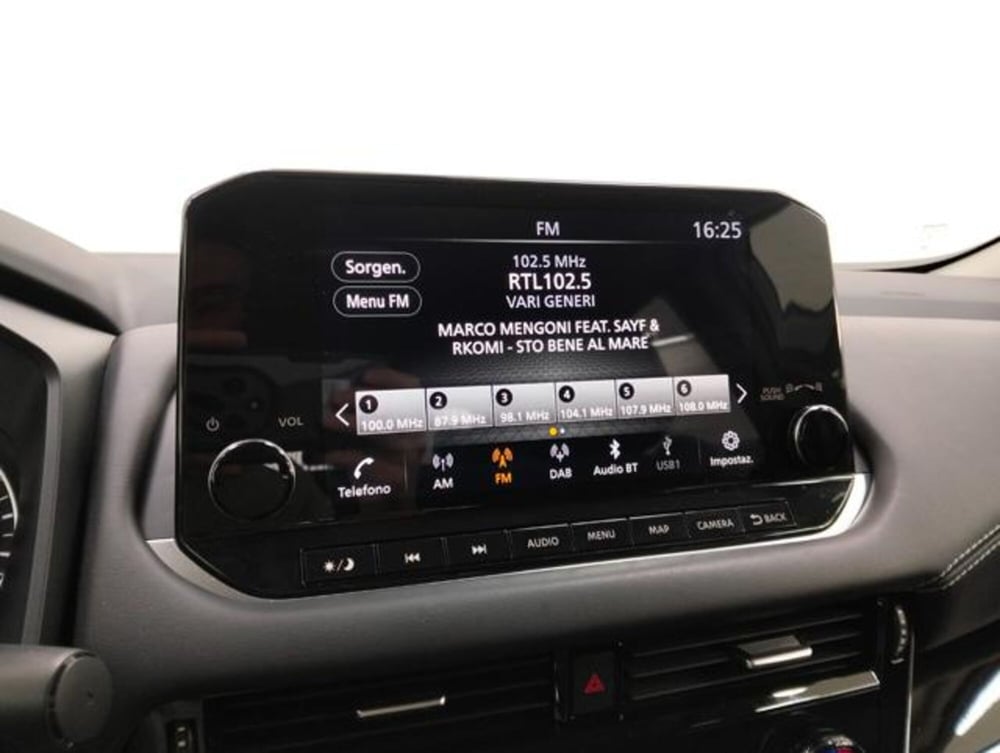Nissan Qashqai usata a Como (14)