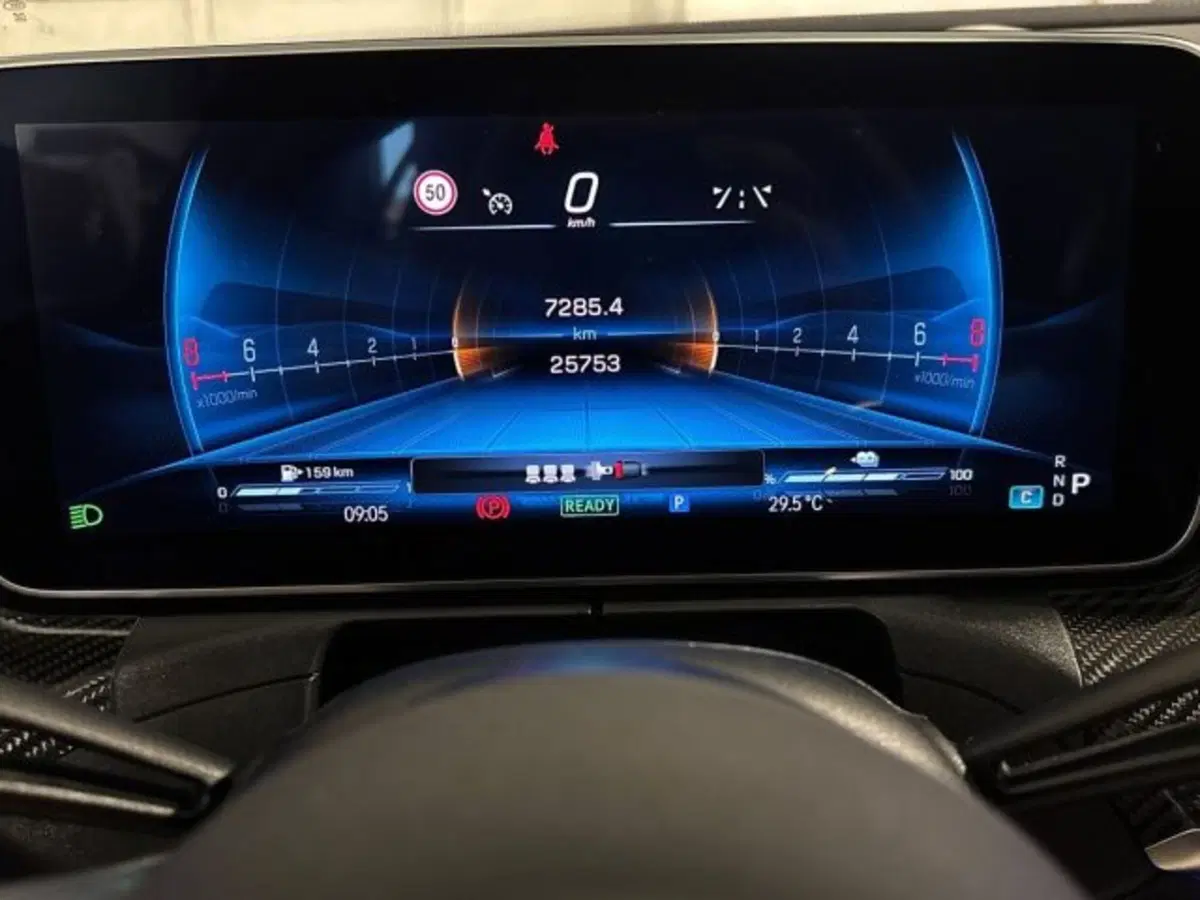 Mercedes-Benz EQE usata a Bologna (7)