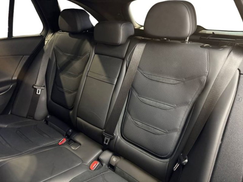 Mercedes-Benz EQE usata a Bologna (9)