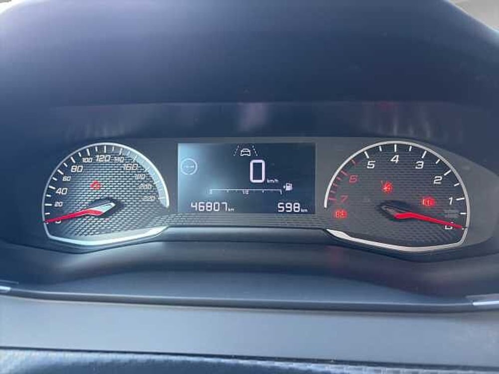 Peugeot 208 usata a Vibo Valentia (12)