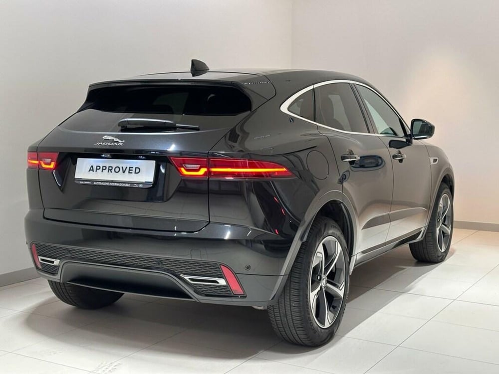 Jaguar E-Pace usata a Varese (2)