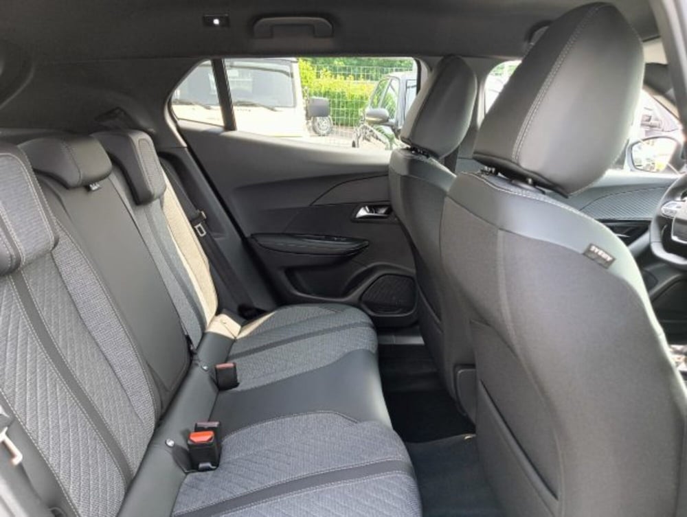 Peugeot 2008 nuova a Brescia (17)