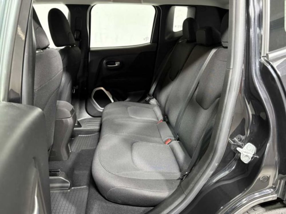 Jeep Renegade usata a Sondrio (11)