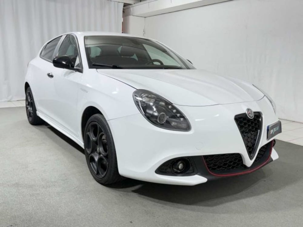 Alfa Romeo Giulietta usata a Sondrio (7)