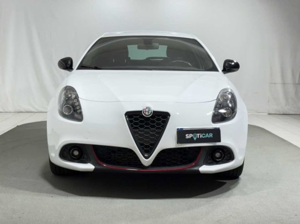 Alfa Romeo Giulietta usata a Sondrio (8)