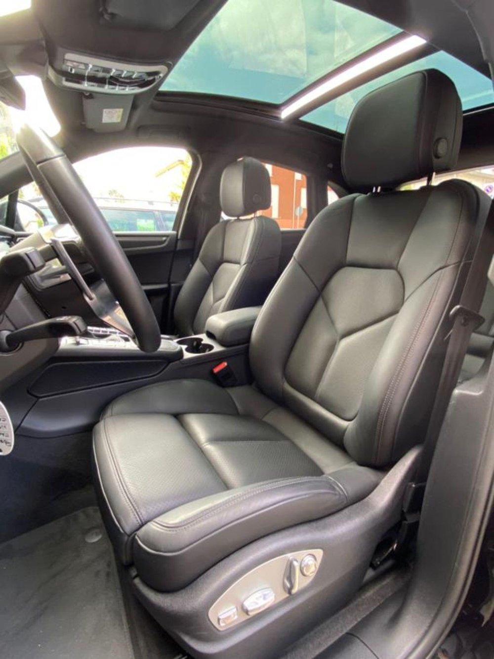 Porsche Macan usata a Padova (17)