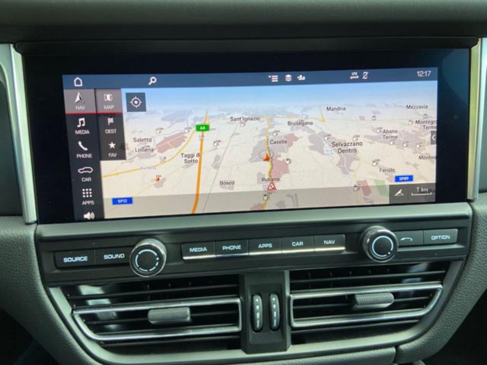 Porsche Macan usata a Padova (20)