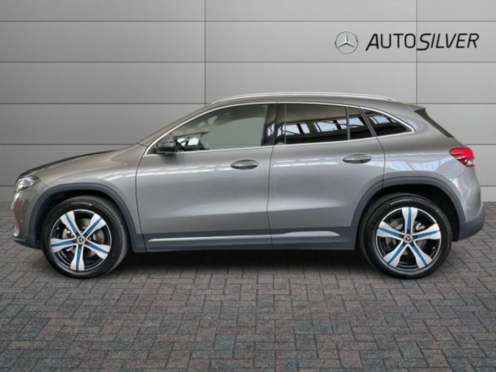 Mercedes-Benz EQA usata a Verona (6)