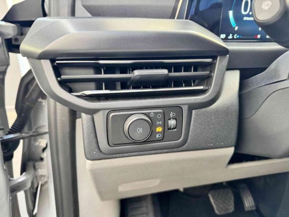 Ford Tourneo Custom usata a Vercelli (16)