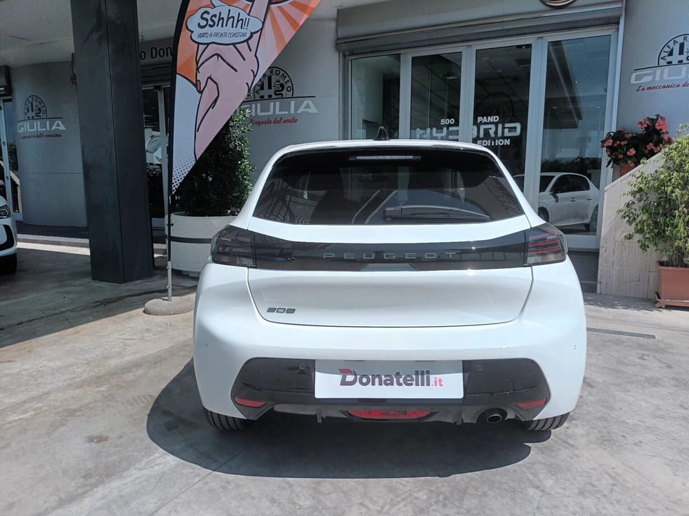 Peugeot 208 nuova a Bari (19)