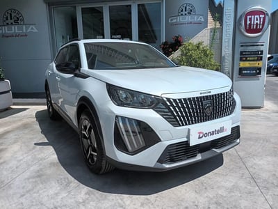 Peugeot 2008 1.2 puretech Active s&amp;s 100cv nuova a Triggiano