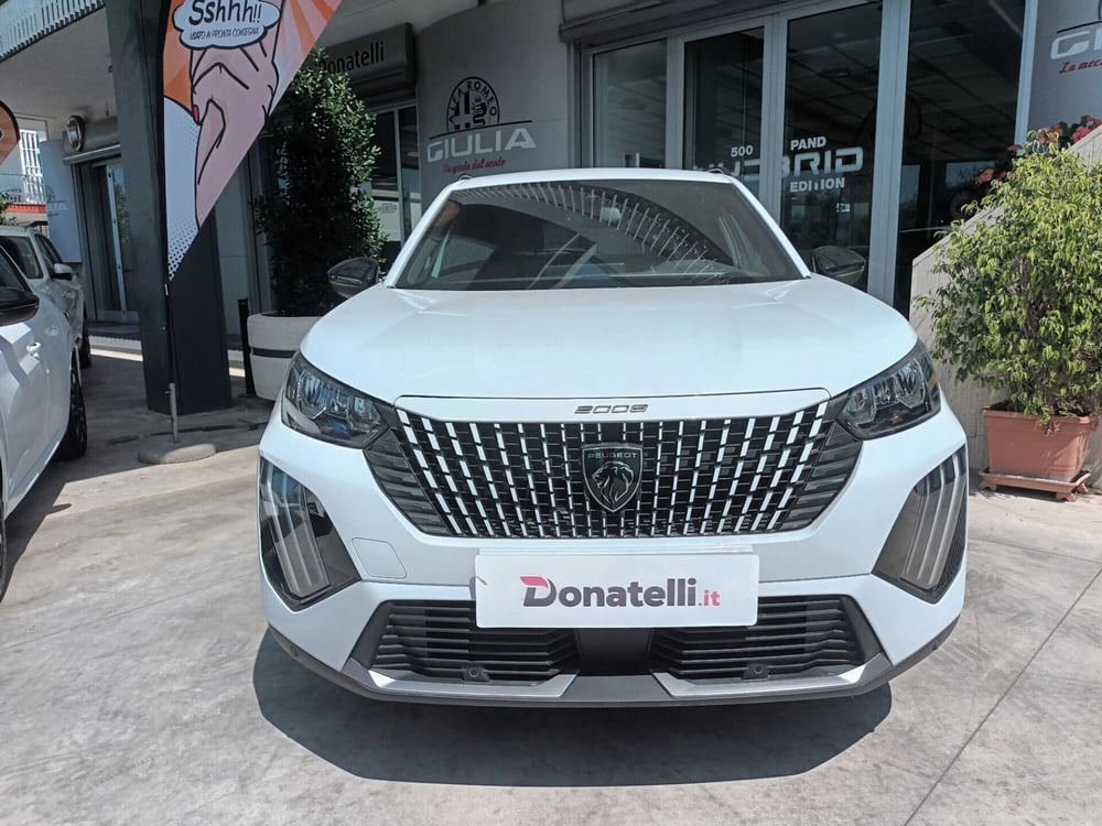 Peugeot 2008 nuova a Bari (2)