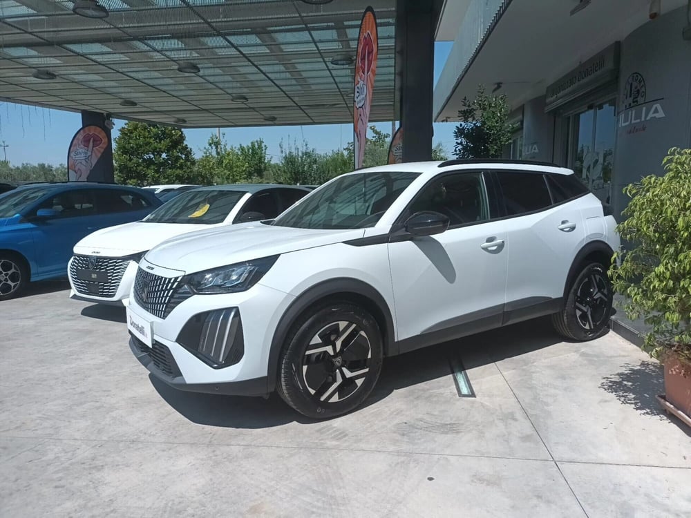 Peugeot 2008 nuova a Bari (4)