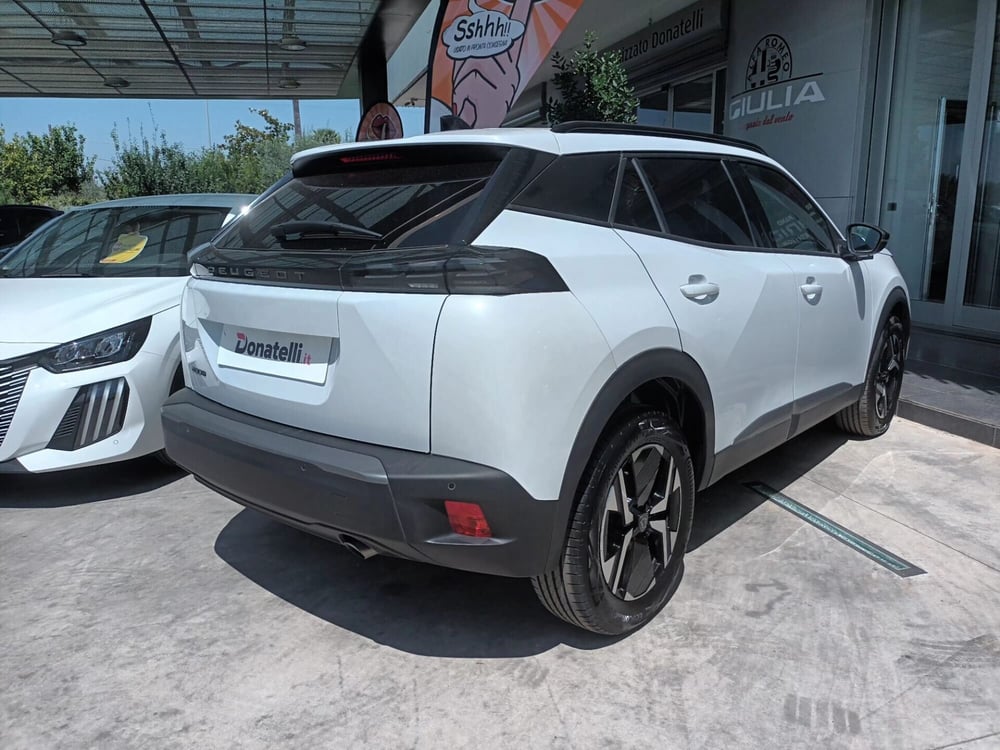 Peugeot 2008 nuova a Bari (5)