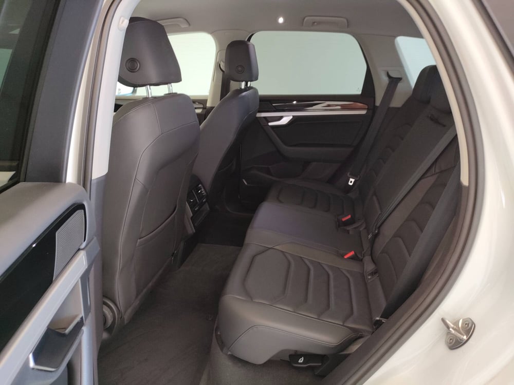 Volkswagen Touareg usata a Ascoli Piceno (12)