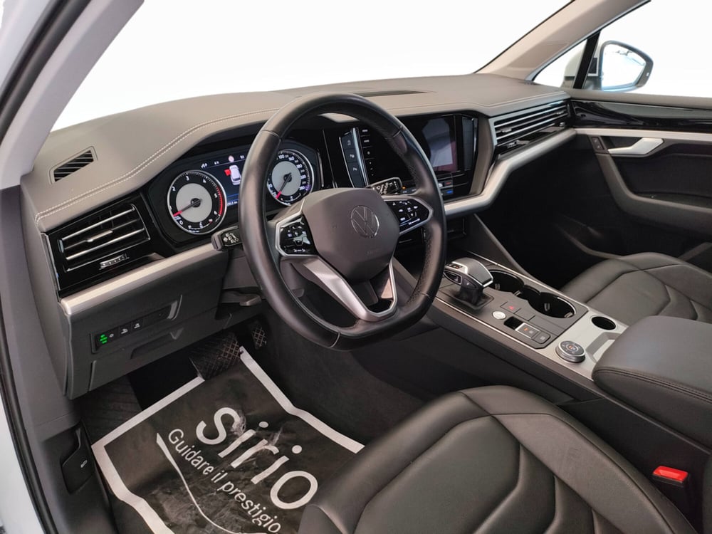 Volkswagen Touareg usata a Ascoli Piceno (15)