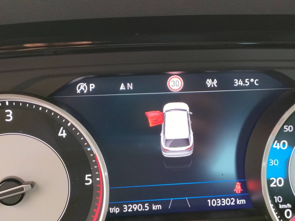 Volkswagen Touareg usata a Ascoli Piceno (17)