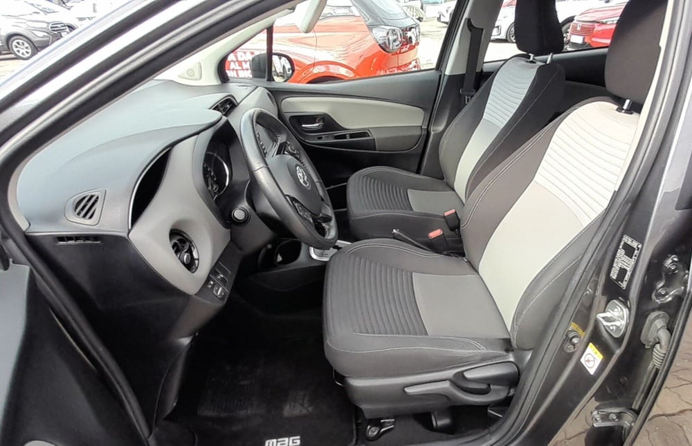 Toyota Yaris usata a Cosenza (8)