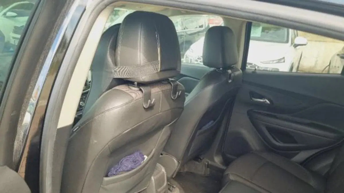 Opel Mokka usata a Savona (17)