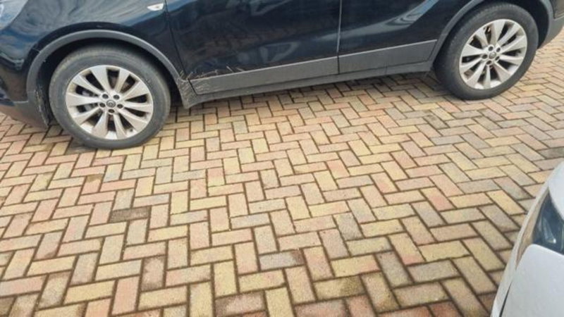 Opel Mokka usata a Savona (9)