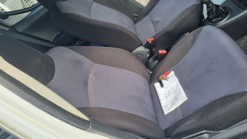 Suzuki Alto usata a Savona (14)