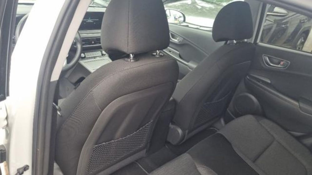 Hyundai Kona usata a Savona (14)