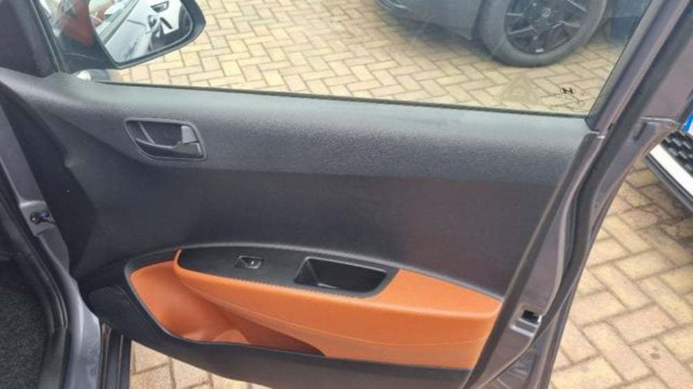 Hyundai i10 usata a Savona (13)
