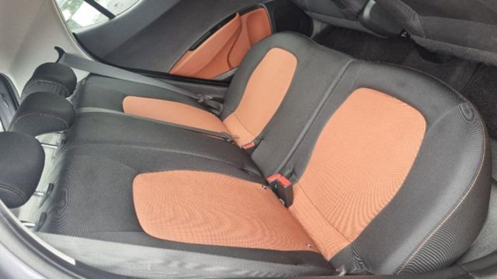 Hyundai i10 usata a Savona (14)