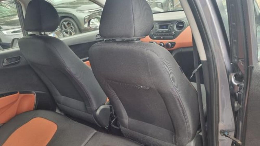 Hyundai i10 usata a Savona (15)
