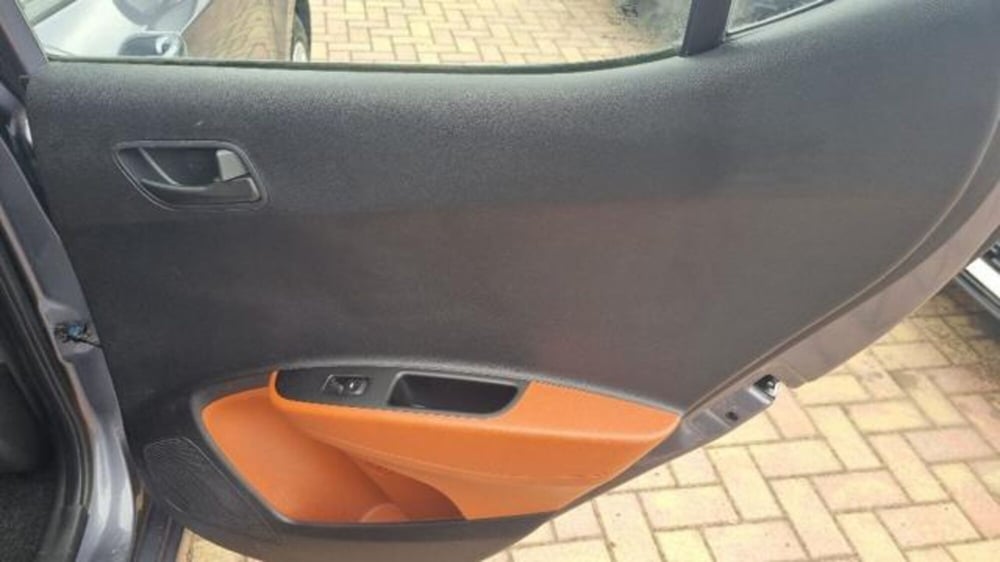 Hyundai i10 usata a Savona (16)
