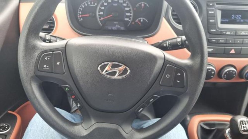 Hyundai i10 usata a Savona (7)