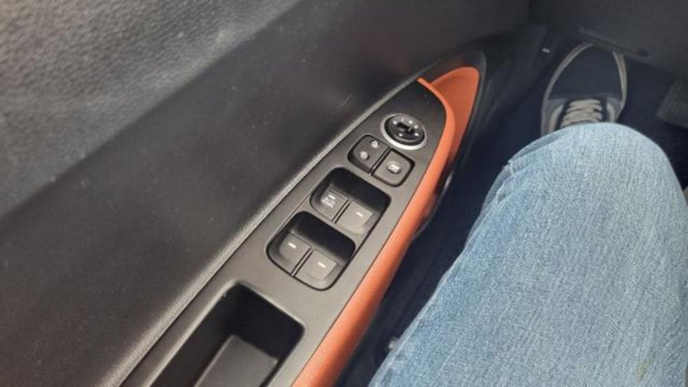 Hyundai i10 usata a Savona (8)